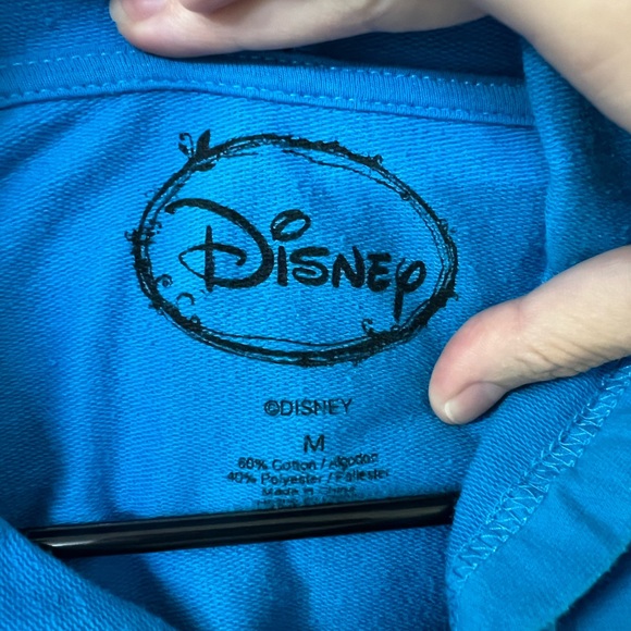 Walt Disney’s the Lion King crop top sweatshirt 🦁 - Picture 5 of 5